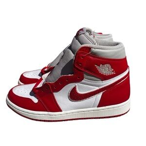 NIB W Jordan 1 High Nostalgia